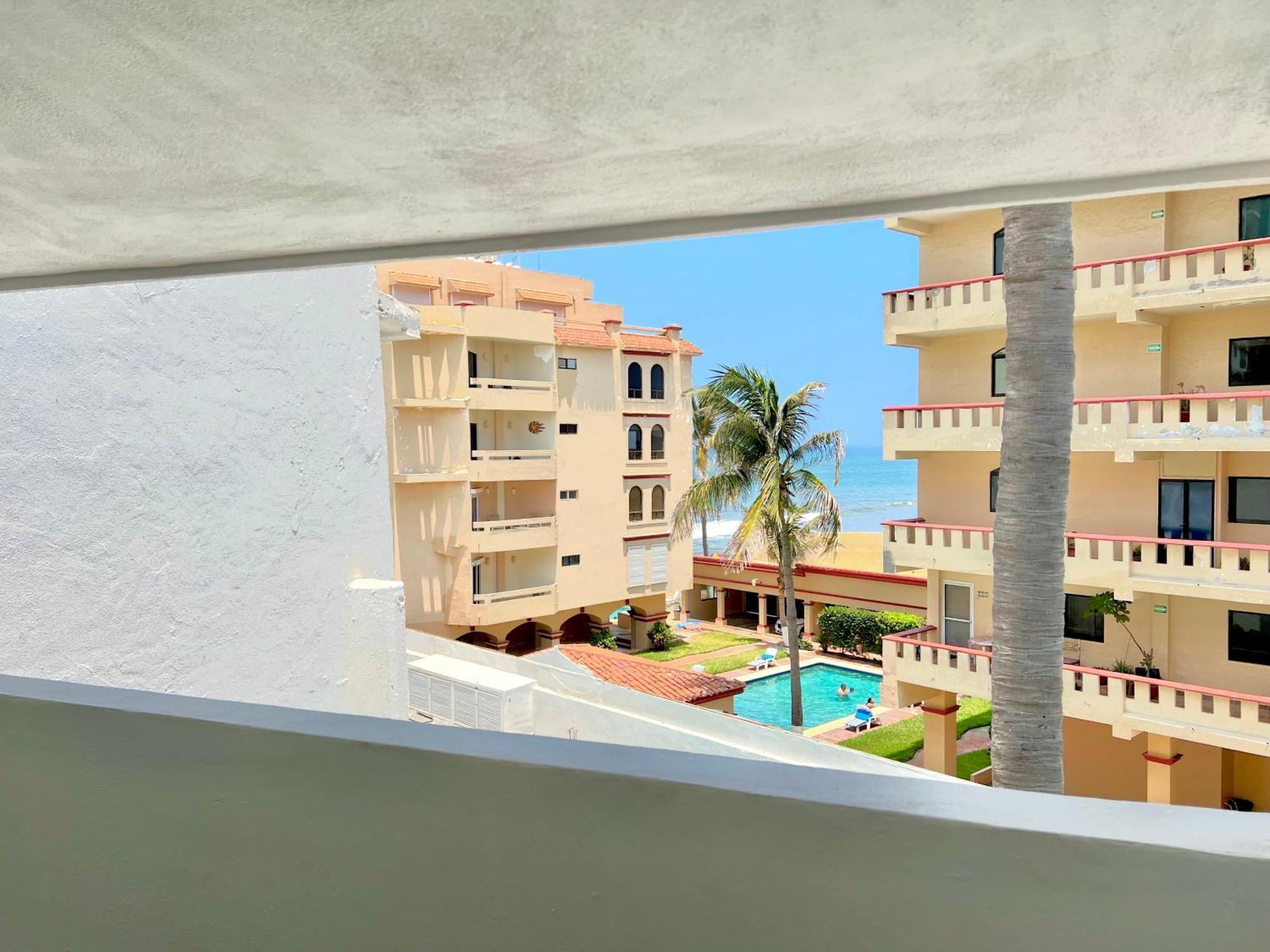 Marina Del Sol 402 Vista Al Mar Apartment Mazatlan Bagian luar foto